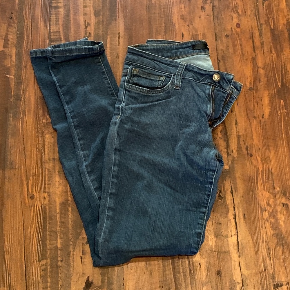 Joe’s Jeans The Skinny, size 28